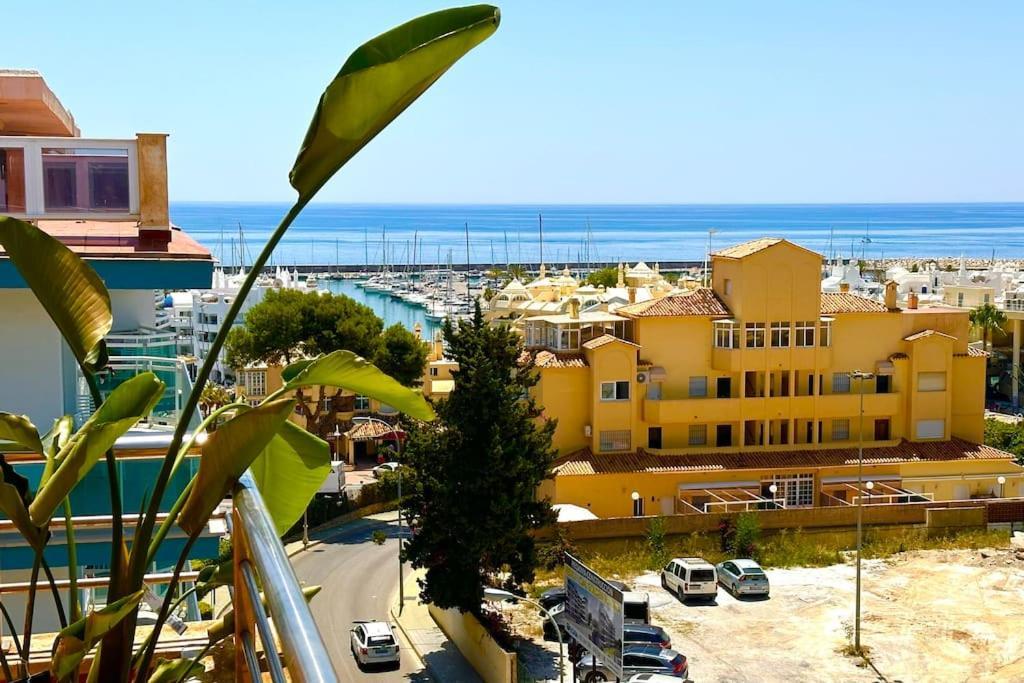 Atico Puerto Marina 2 Hab Con Piscina, 500M De La Plata Apartment Torremolinos Exterior photo